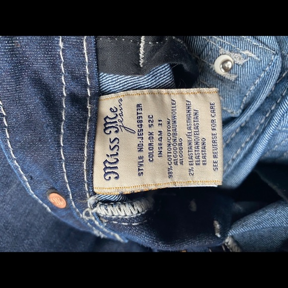 Miss Me Straight Leg Dark Denim Jeans size 26 with 31 inch inseam. - Picture 5 of 9